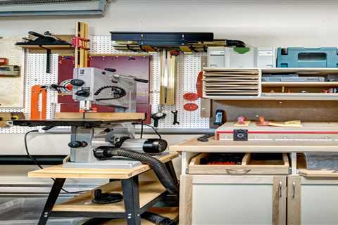 10 Woodworking Stationary Power Tools