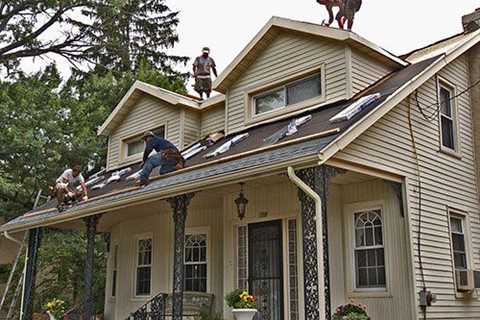 Roofing Contractors – How to Choose the Right One