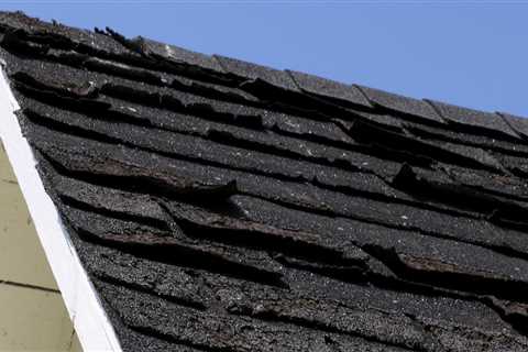 How do you know when roof needs replacing?