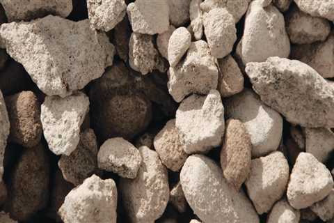 Is aggregate in concrete?