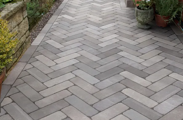 Tarmac, Block Paving, Concrete or Resin Bound. Which one is right for you