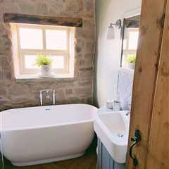 How to Design a Bathroom That Looks Great in a Cottage