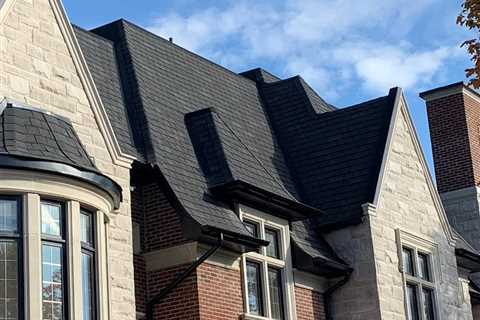 How to Find Roofers Near Me in Toronto