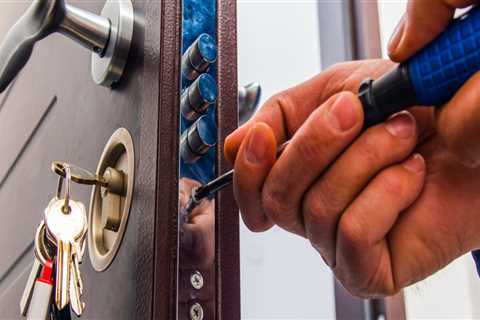The Benefits of Hiring a Professional Commercial Locksmith