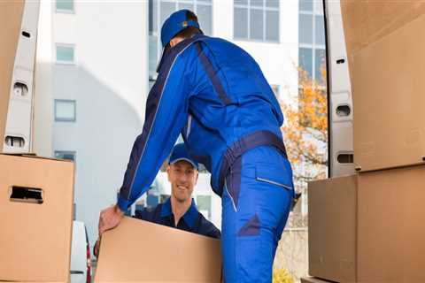 How to Save Money When Hiring a Local Moving Company
