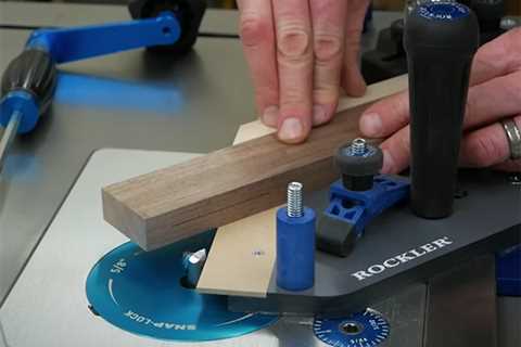 VIDEO: Using a Router Table Half-Lap Jig – Woodworking | Blog | Videos | Plans