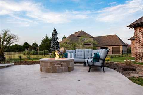 Fire Features: Creating a Cozy Backyard Retreat for All Seasons