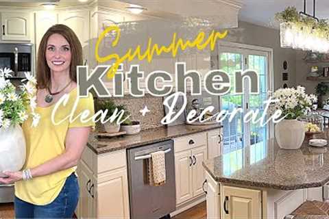 SUMMER KITCHEN CLEAN & DECORATE WITH ME 2022 | KITCHEN VIGNETTES | SUMMER DECORATING IDEAS