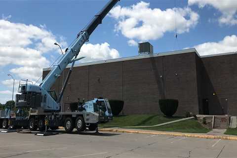 Efficient Roof Installation In Nambour: How Mobile Crane Hire Makes A Difference