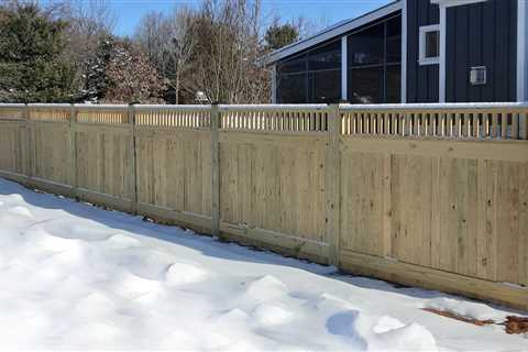 Comparing Vinyl, Wood, and Aluminum Fencing for Winter Durability