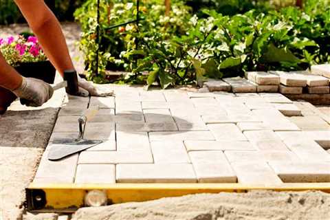 Do Pavers Go On Sand Or Mortar?