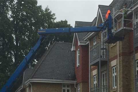 Roof Cleaning Four Crosses