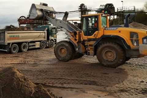 How sand is made for sports (USGA)