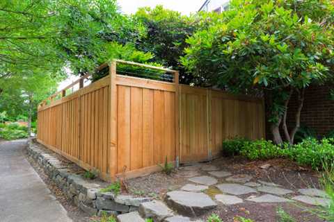 The Top Benefits of Installing a Privacy Fence