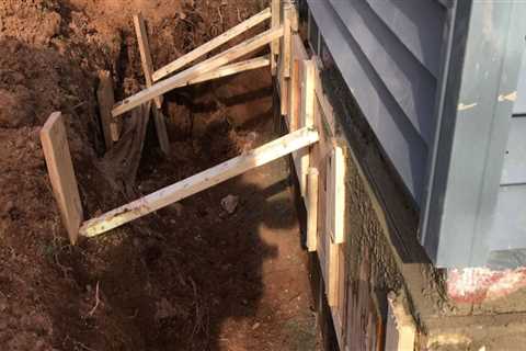 What are the first signs of foundation problems?