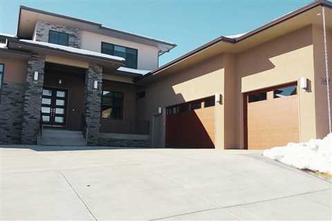 Garage Door Repair Service Lafayette, CO I Primo's Garage Door