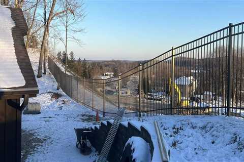 The Benefits of Installing a Fence in Winter