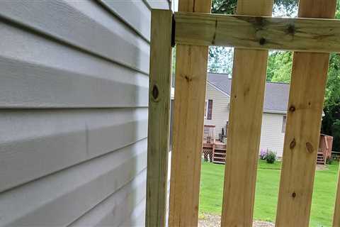 Framing Your Outdoor Space: Installing Fences After Deck Construction In Friendswood