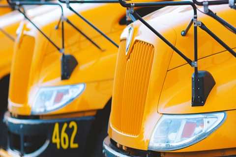 How Bus Charter Services in Greater Dallas Complement Local Moving Companies for Seamless Group..