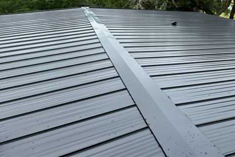 Standing Seam Metal Roof Florida: 7 Key Benefits in 2026